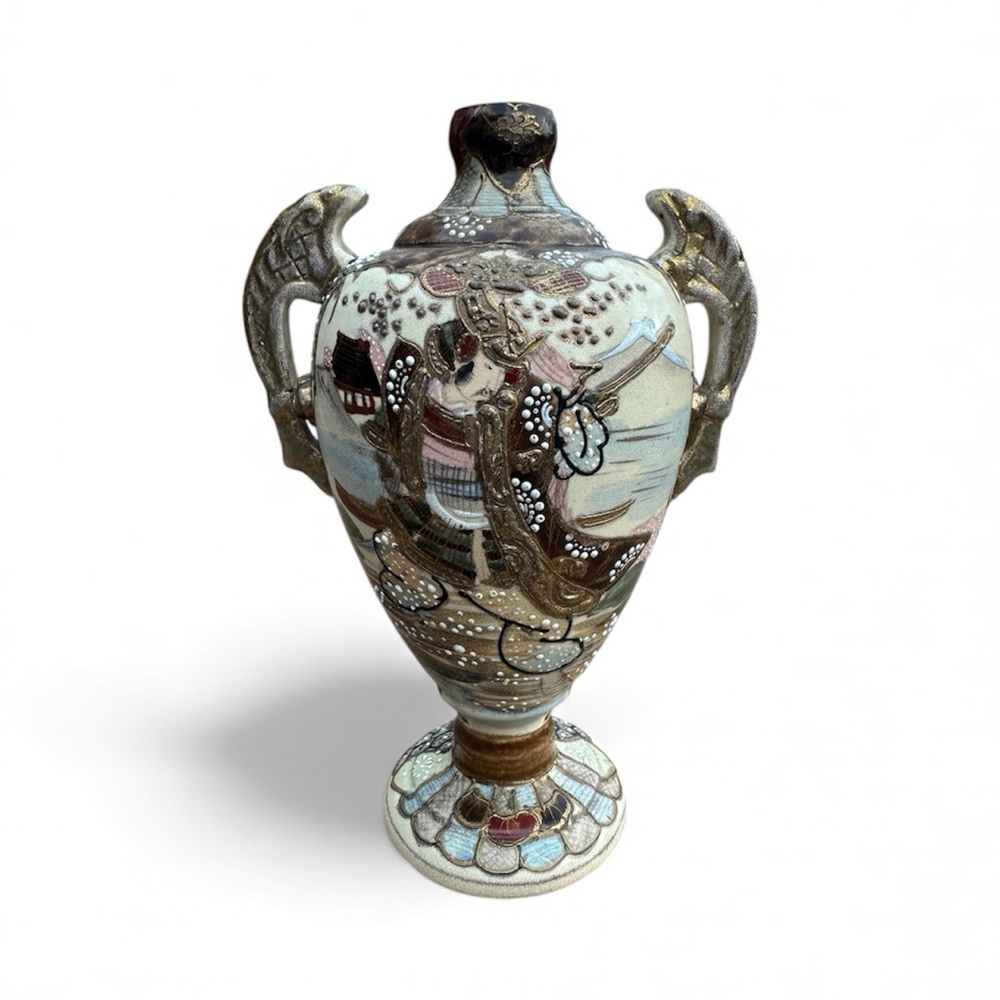 Antique Japanese Satsuma Moriage Handpainted Vase